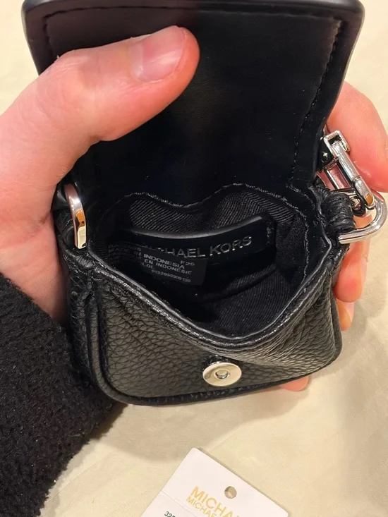 NWT Michael Kors Zoe Leather Bag Charm/AirPods Case - Picture 5 of 5